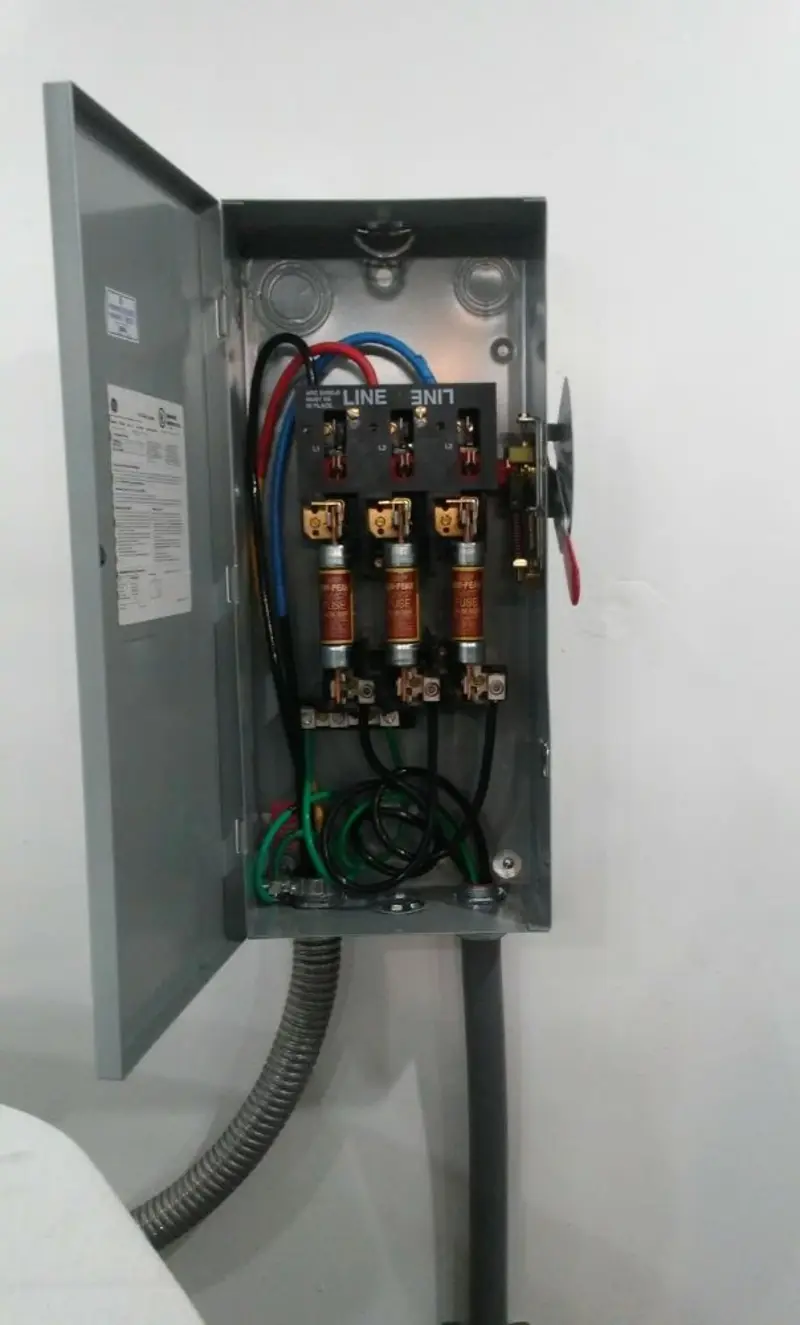 Three-phase disconnect switch installed for Smoke Detector Installation in Gunnison